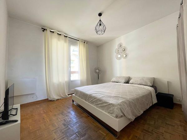 Appartement Marseille 5 pièce(s) 107 m2