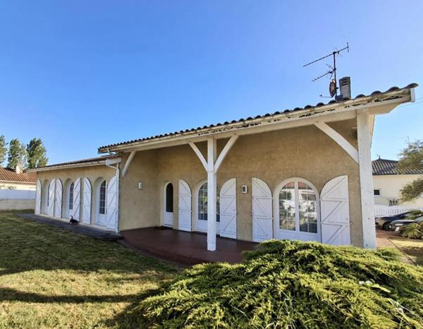 Maison de plain-pied 125 m² - 4 chambres, piscine, garage avec mezzanine, Ambès (33810)