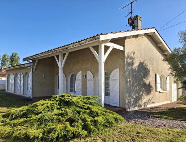 Maison de plain-pied 125 m² - 4 chambres, piscine, garage avec mezzanine, Ambès (33810)