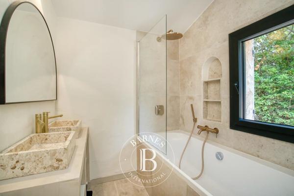 Grimaud, Maison 5 Chambres -  140 m² à vendre