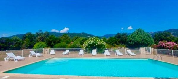 Villa T3 avec jardin, copropriété avec Piscine