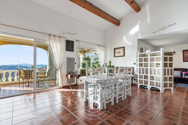 Sainte-Maxime, Maison 4 Chambres -  208 m² à vendre