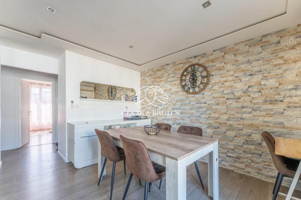 APPARTEMENT T4 DECINES BERTHAUDIERE