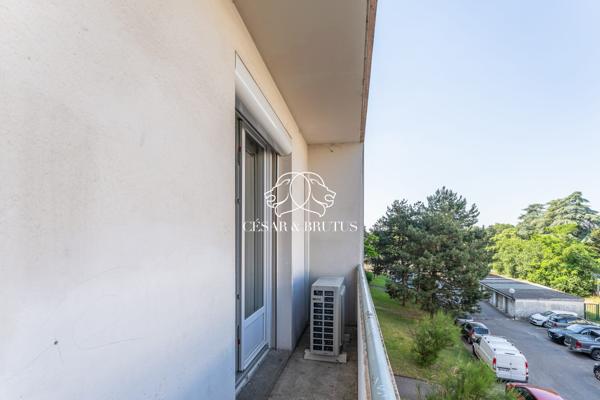 APPARTEMENT T4 DECINES BERTHAUDIERE