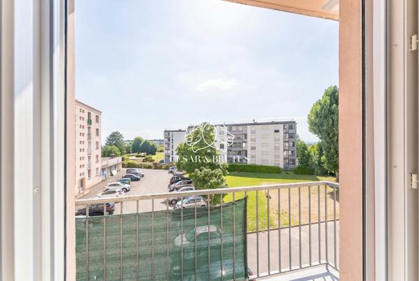 APPARTEMENT T4 DECINES BERTHAUDIERE