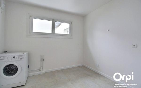 Appartement à vendre    4 pièces • 84 m2 Montigny-le-Bretonneux