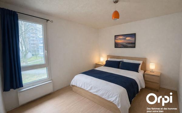 Appartement à vendre    4 pièces • 84 m2 Montigny-le-Bretonneux