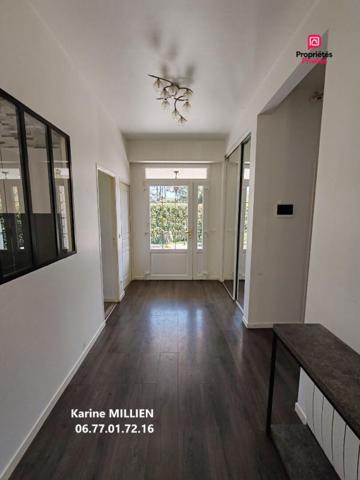 IVRY LA BATAILLE 27540 Maison individuelle avec véranda chauffée - 1 étage - 4 chambres - Double garage - Quart port - Piscine Hors Sol Chauffée - Terrain - 416000  HAI