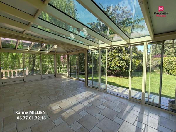 IVRY LA BATAILLE 27540 Maison individuelle avec véranda chauffée - 1 étage - 4 chambres - Double garage - Quart port - Piscine Hors Sol Chauffée - Terrain - 416000  HAI