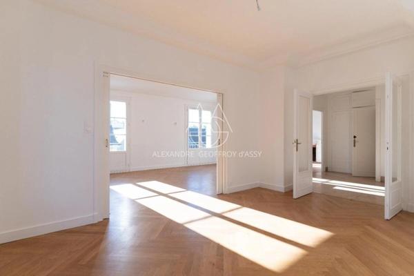 Appartement lumineux aux halles à Tours