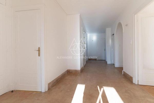 Appartement lumineux aux halles à Tours