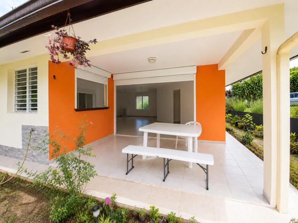 Immeuble à vendre MATOURY (973) INVESTISSEMENT LOCATIF – ENSEMBLE DE 4 MAISONS T2