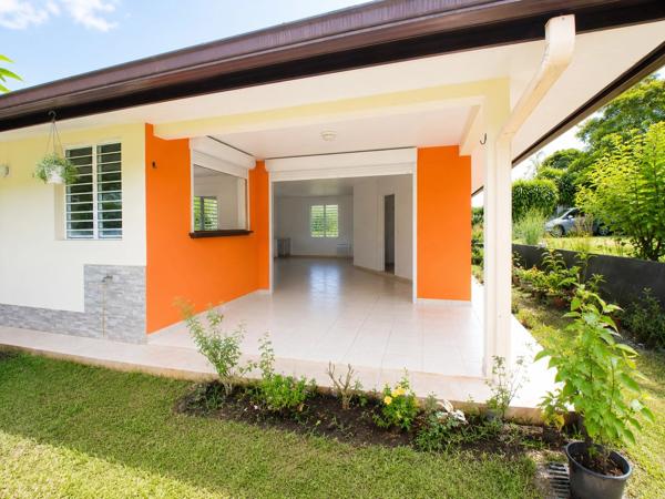 Immeuble à vendre MATOURY (973) INVESTISSEMENT LOCATIF – ENSEMBLE DE 4 MAISONS T2