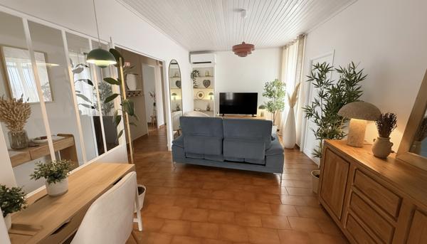 À vendre chez ERA Action Immobilier 2 à Cazan : Maison  Mallemort 107 m²  + 67m² de grenier+ Terrasse