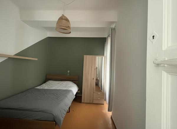 À vendre chez ERA Action Immobilier 2 à Cazan : Maison  Mallemort 107 m²  + 67m² de grenier+ Terrasse