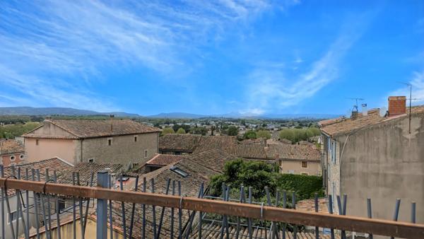À vendre chez ERA Action Immobilier 2 à Cazan : Maison  Mallemort 107 m²  + 67m² de grenier+ Terrasse