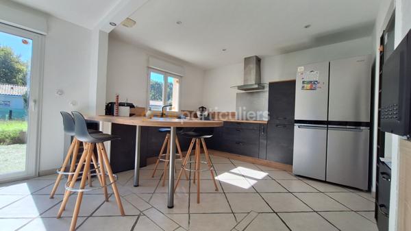 Vente Maison108 m² - 4 Pièces - ETAULES (17750)