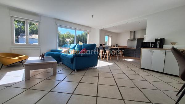 Vente Maison108 m² - 4 Pièces - ETAULES (17750)