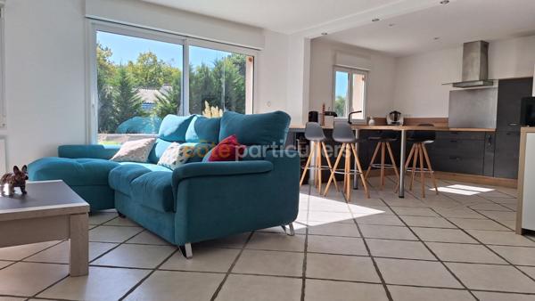 Vente Maison108 m² - 4 Pièces - ETAULES (17750)