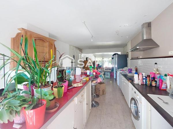 PROPRIETE DE CARACTERE MAISON + 2 APPARTEMENTS - 412m2 - ARVERT (17530)