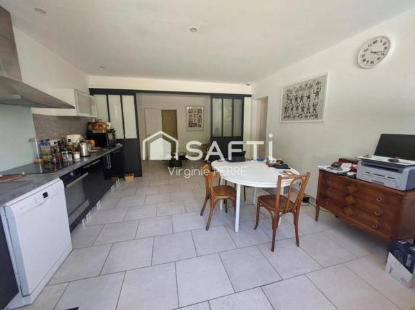 PROPRIETE DE CARACTERE MAISON + 2 APPARTEMENTS - 412m2 - ARVERT (17530)