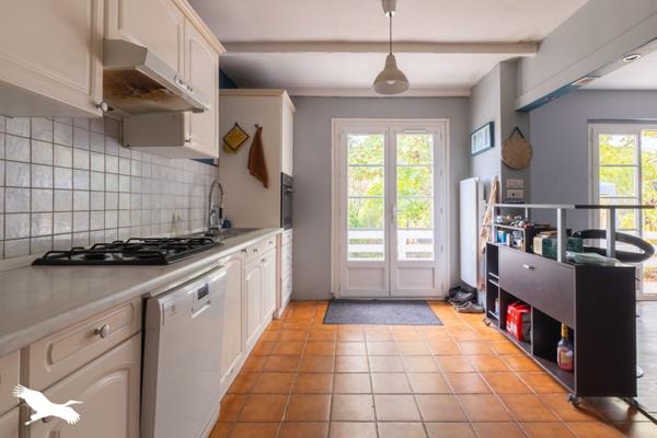 Maison à vendre 220 920 € Ambarès-et-Lagrave 4 p 115 m² DPE D