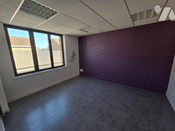 MERVILLE 59660- En Exclusivité chez votre Notaire : A vendre Ensemble immobilier professionnel ...