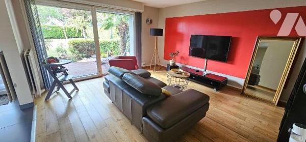 PETITE-SYNTHE
Dans quartier calme et recherché, Maison très bien entretenue d'environ 105 m², ...