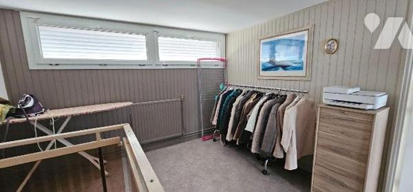 PETITE-SYNTHE
Dans quartier calme et recherché, Maison très bien entretenue d'environ 105 m², ...