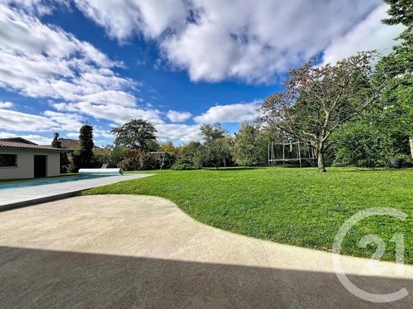 Maison à vendre  6 pièces - 159,40 m2 MOZAC - 63