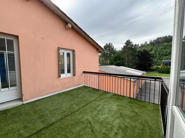 Location Appartement 3 pièces 88 m2 à Le Chambon-Feugerolles