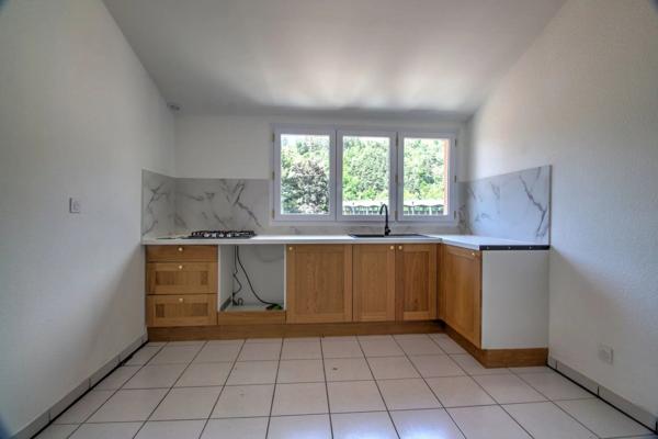 Location Appartement 3 pièces 88 m2 à Le Chambon-Feugerolles