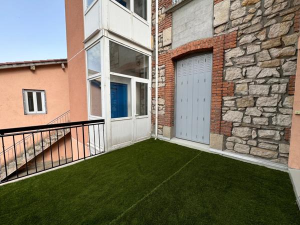 Location Appartement 3 pièces 88 m2 à Le Chambon-Feugerolles