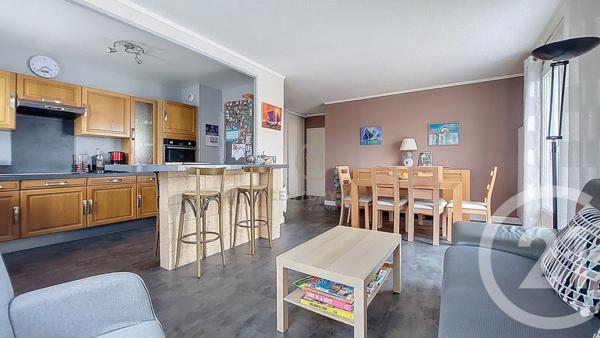 Appartement F4 à vendre  4 pièces - 80,34 m2 CHAMPS SUR MARNE - 77