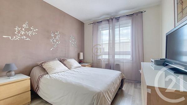 Appartement F4 à vendre  4 pièces - 80,34 m2 CHAMPS SUR MARNE - 77