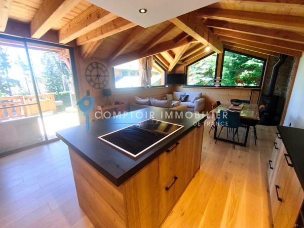 Maison
                                                                                                                                                                                                                                                                                                                        4 pièce(s)                                                                                                                                                                                                          3 chambre(s)                                                                                                                                                                                                          121  m²