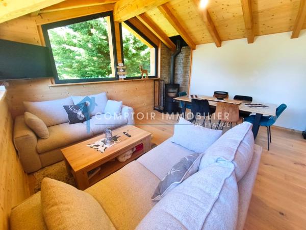 Maison
                                                                                                                                                                                                                                                                                                                        4 pièce(s)                                                                                                                                                                                                          3 chambre(s)                                                                                                                                                                                                          121  m²