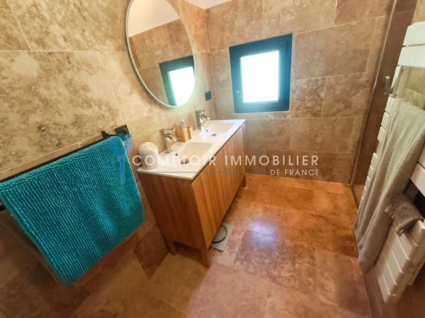 Maison
                                                                                                                                                                                                                                                                                                                        4 pièce(s)                                                                                                                                                                                                          3 chambre(s)                                                                                                                                                                                                          121  m²