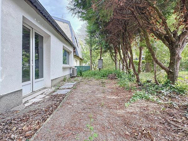 A VENDRE - LOCAL PROFESSIONNEL - SECTEUR JAMIN