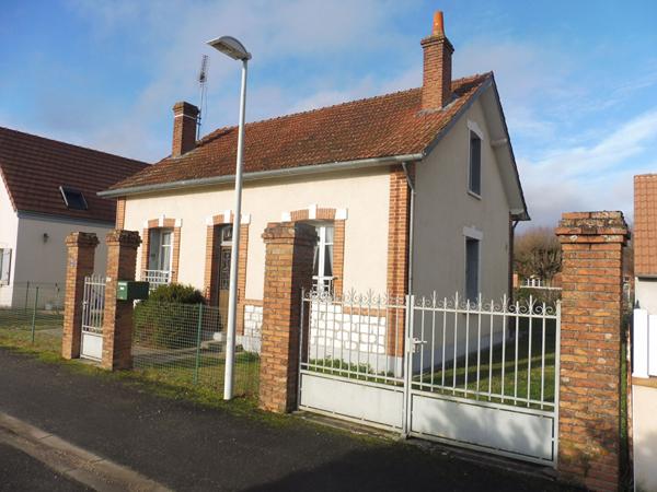 MAISON 3 CHAMBRES CENTRE-VILLE LAMOTTE-BEUVRON