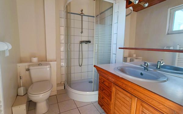 Maison à vendre    3 pièces • 49,82 m2 Plozévet