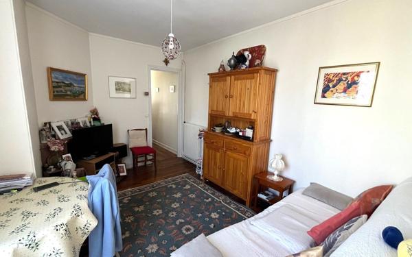 Appartement à vendre    2 pièces • 37,99 m2 Vincennes