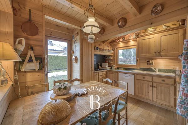 Megève, Chalet 6 Chambres -  221 m² à vendre