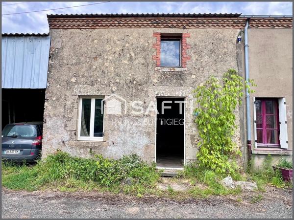 Maison de village avec travaux.