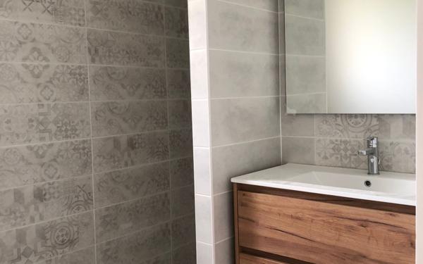 Maison à louer    4 pièces • 91,43 m2 Cabariot