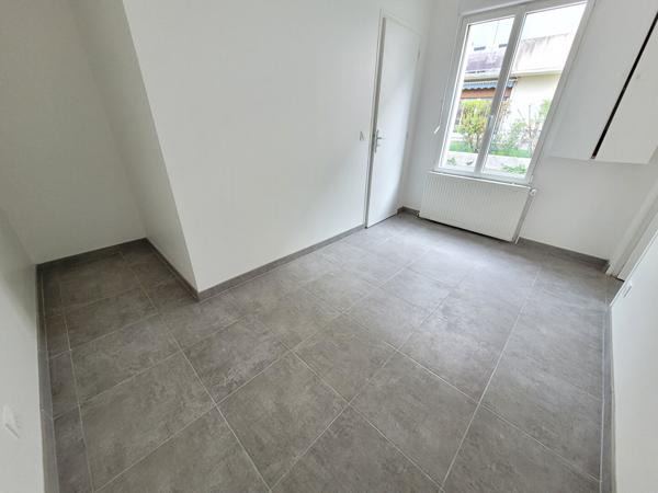 Appartement  à louer Meaux 2 pièce(s) 28.22 m2