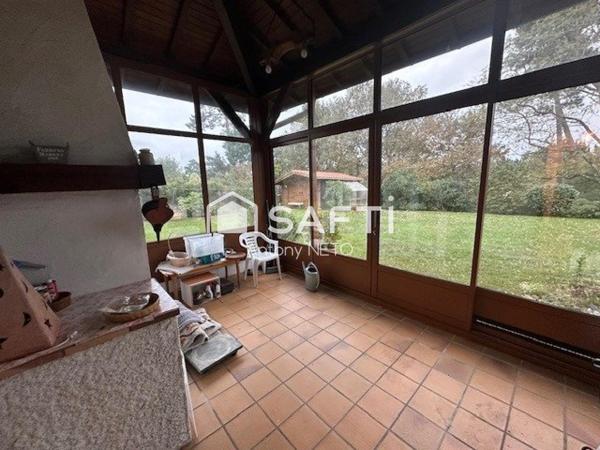 Maison de famille à vendre située à proximité du maché, La Teste De Buch, 8 pièces