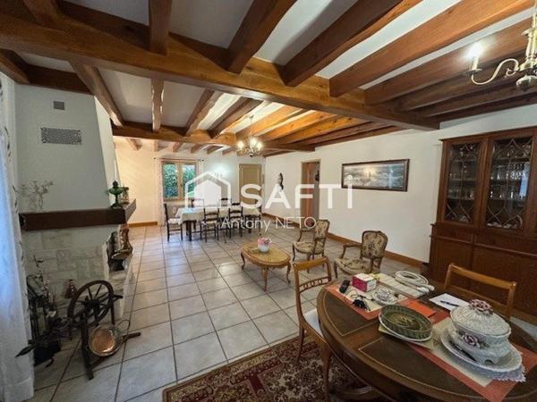 Maison de famille à vendre située à proximité du maché, La Teste De Buch, 8 pièces