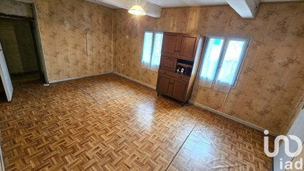 Maison de village 4 pièces de 62 m² à Burlats (81100)