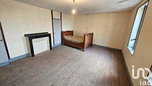 Maison de village 4 pièces de 62 m² à Burlats (81100)